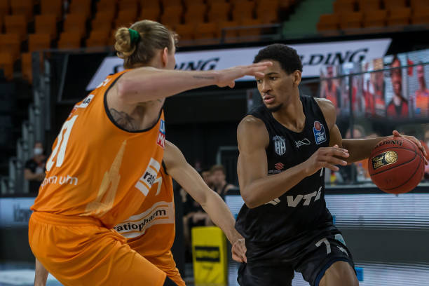 位选手可以 位选手可以