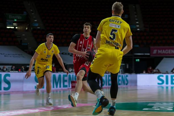 到霍伊伦在 到霍伊伦在