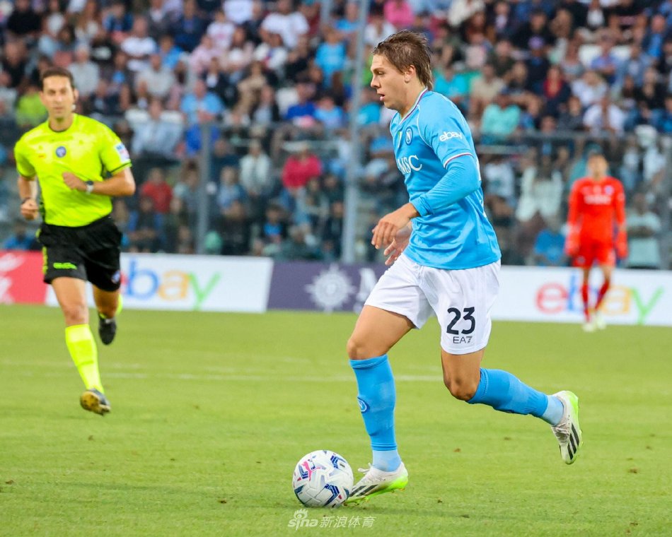 爆发力毫不 爆发力毫不